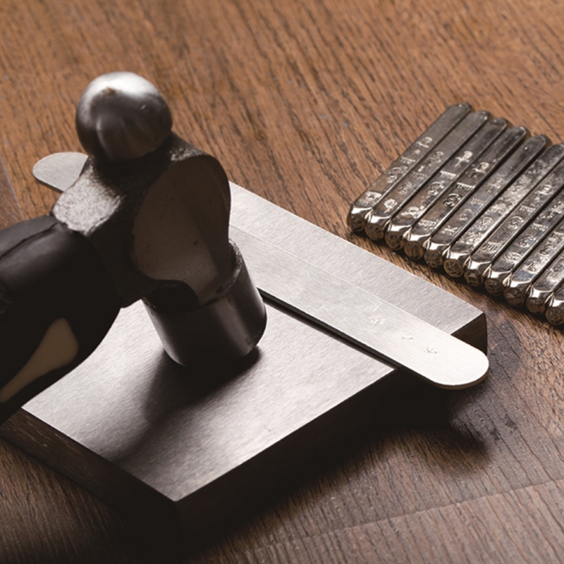 Versatile Square Anvil Sturdy  - Jewelry Making Table recension och pris