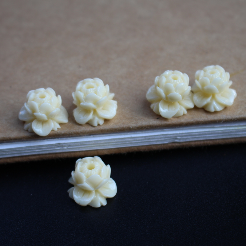 (20 pieces/lot) Carved Lotus B - Jewelry Making Table recension och pris